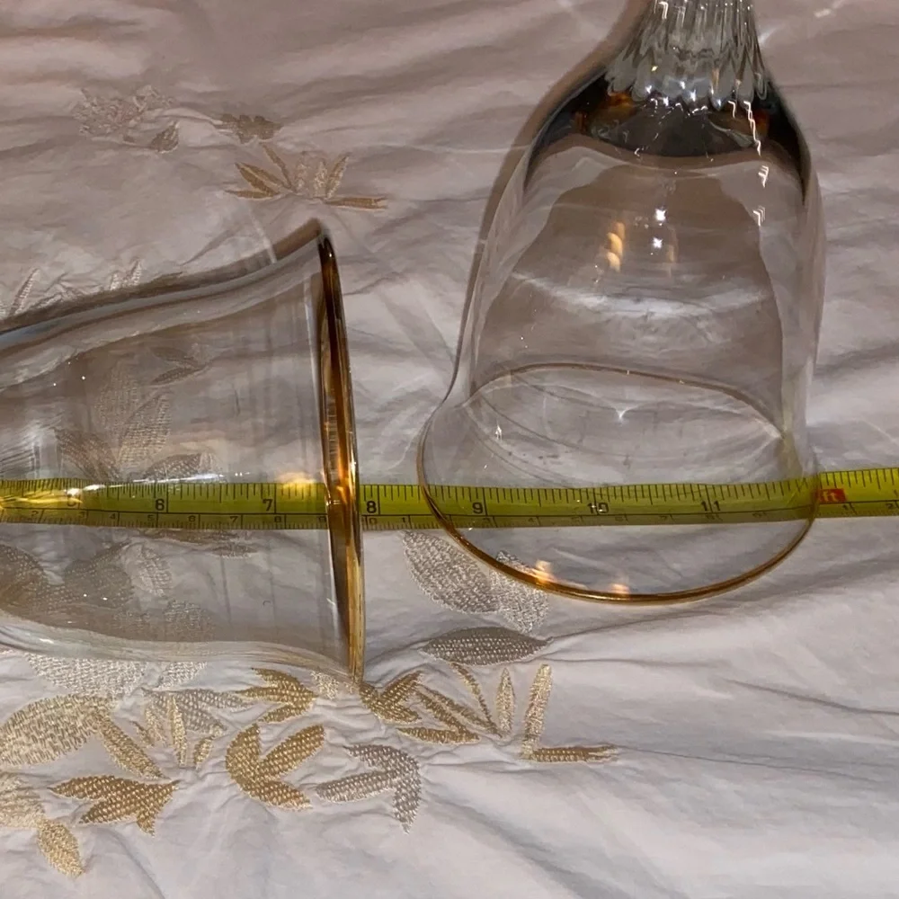 NWOT Gold Rimed Elegant Wine Glasses, Stunning Simple Design, Great Condition🍷🍷